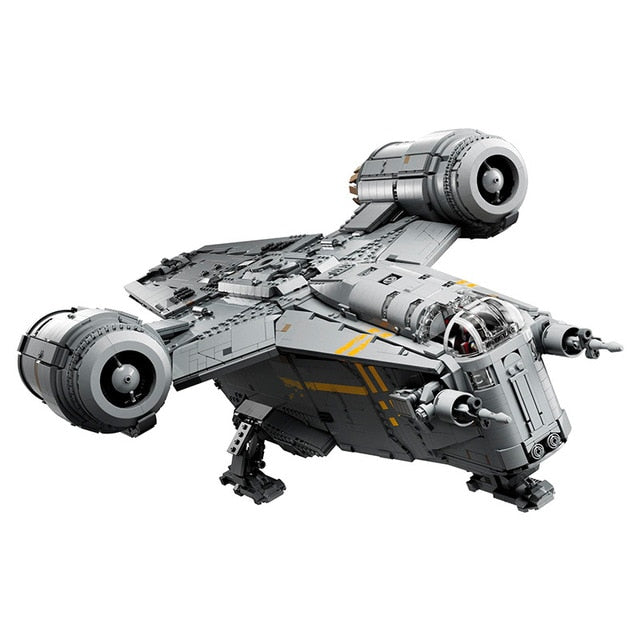 The Razor Crest Assembly Building Block Model Set