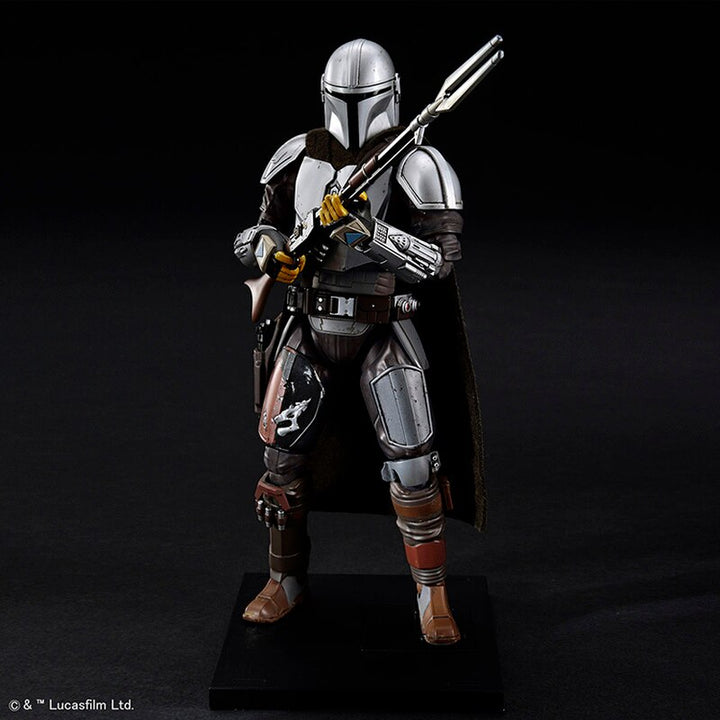 THE MANDALORIAN BESKAR ARMOR Action Figure