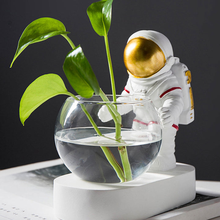 Nordic Astronaut Resin Decorative Flowerpot Glass Vase