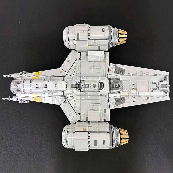 The Razor Crest Assembly Building Block Model Set